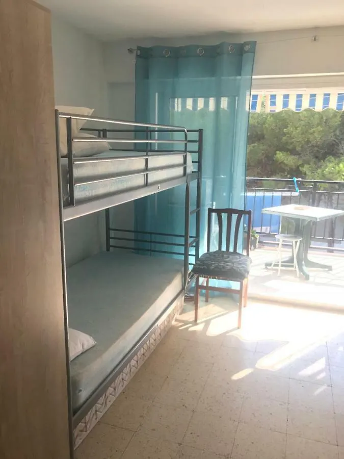 Séjour chez l'habitant Habitaciones Compartidas En Un Apartamento Salou